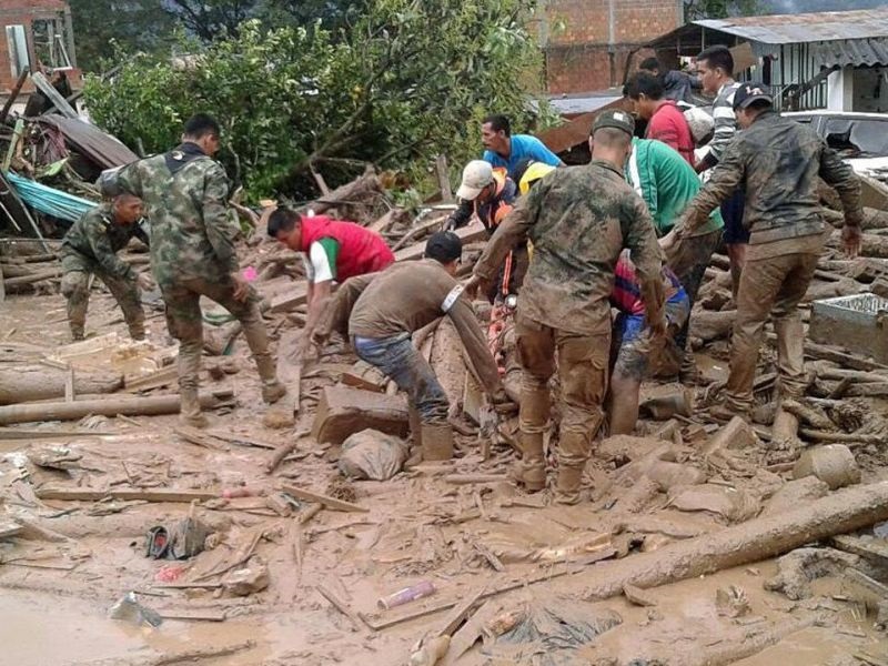 Бројот на жртви во Колумбија надмина 250