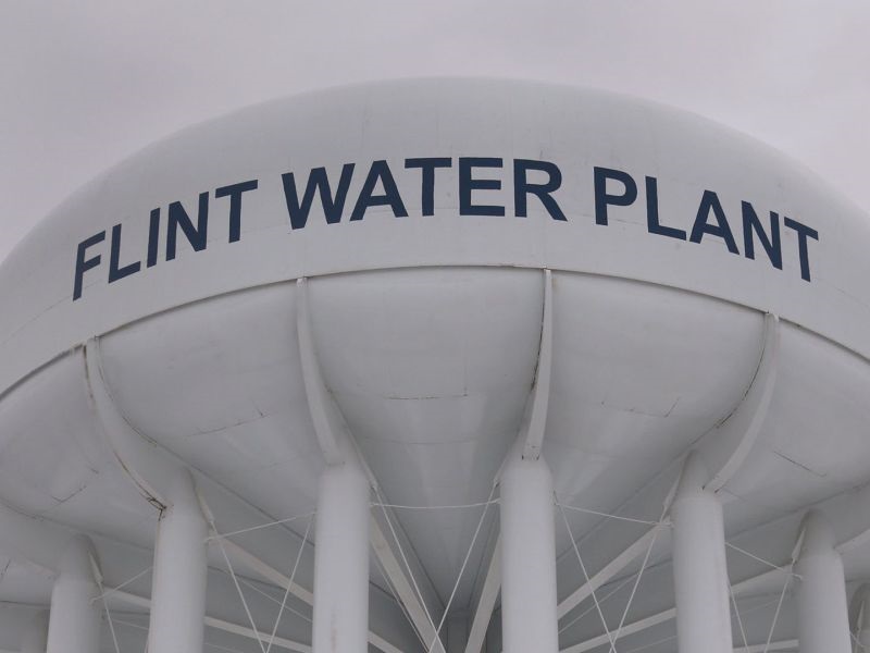 ЕПА доделува 100 милиони долари за надградба на системот за вода во Флинт