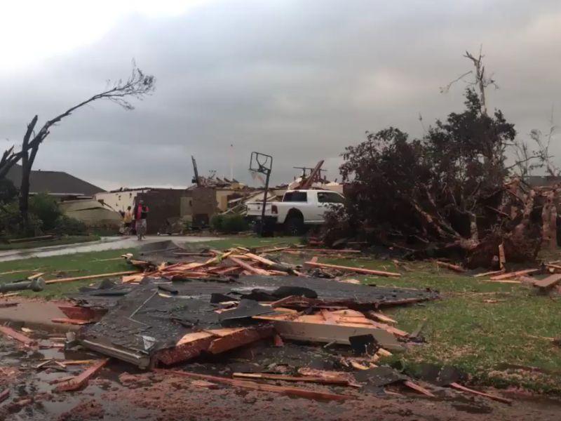 Едно лице загина при налет на торнадо во Оклахома 