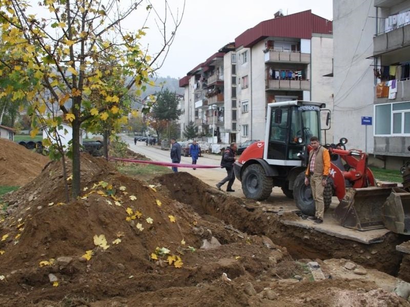 Изградба на фекална и атмосферска канализација во Македонска Каменица